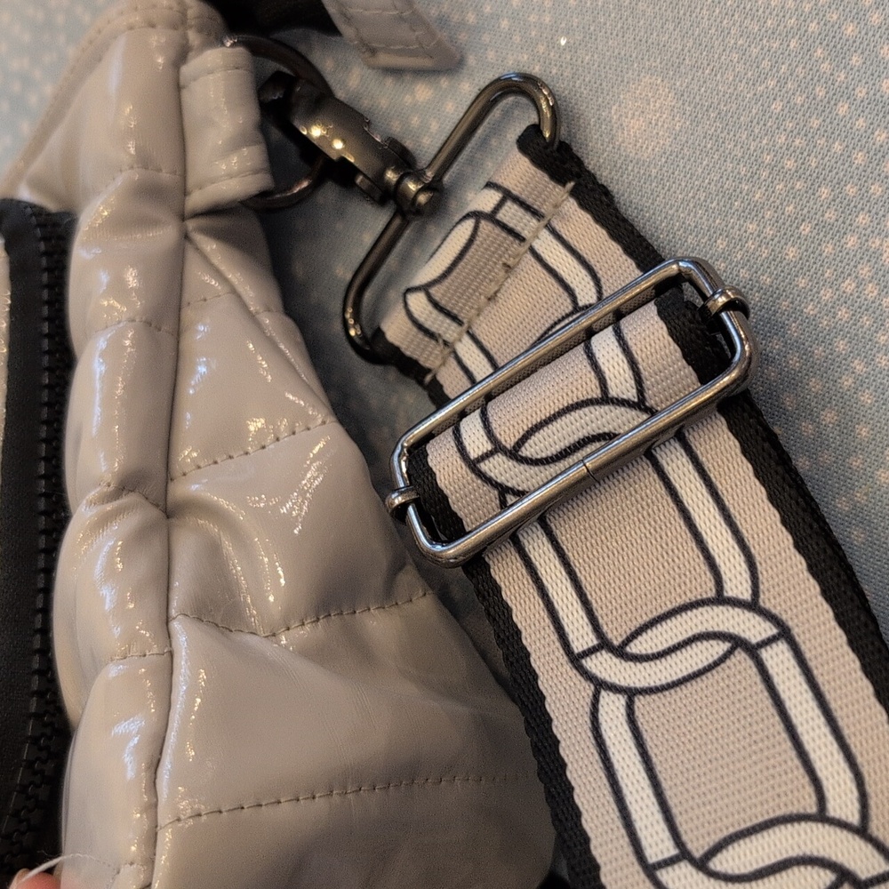 Think Rolyn Light Gray Purse Bag Organizer - Picture 5 of 6